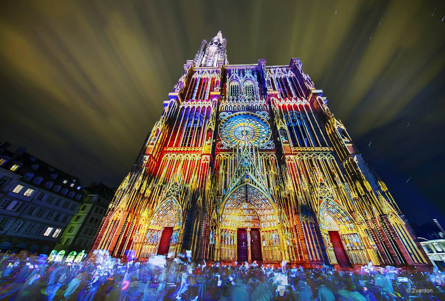 Cathedrale_Illuminations.jpg