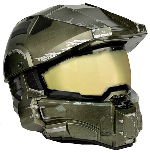 Thinkgeek_halo_master_chief_motorcycle_helmet_replica.jpg