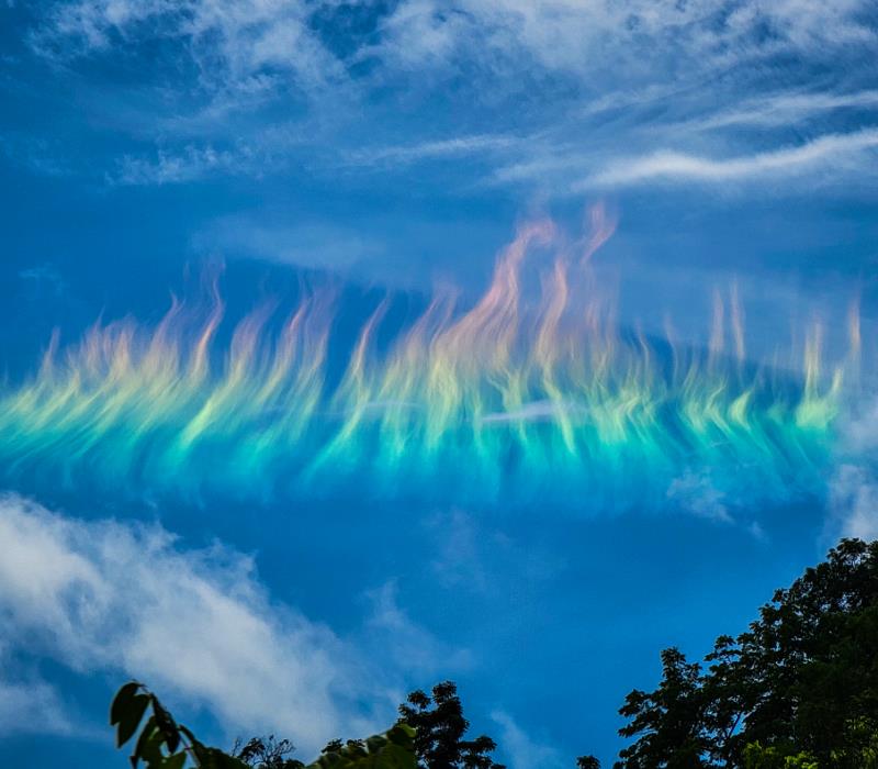 apod.nasa.gov A Fire Rainbow over West Virginia.jpg