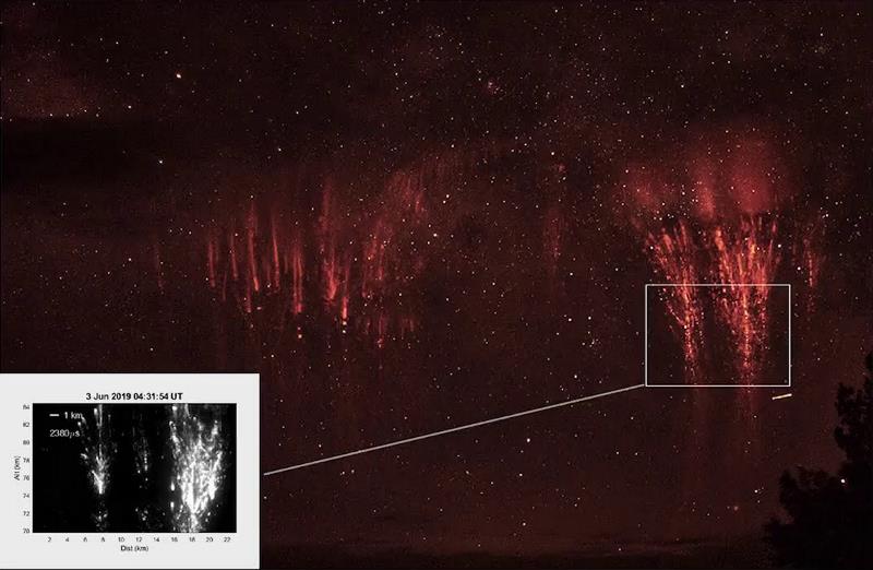 apod.nasa.gov Sprite Lightning at 100000 Frames Per Second.jpg