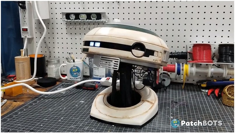 io9.gizmodo.com talented-hacker-turns-amazons-alexa-into-landos-sass-talking L3-37 Droid.jpg