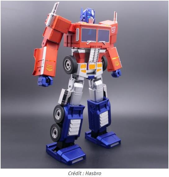 journaldugeek.com hasbro-lance-un-optimus-prime-auto-transformable.jpg