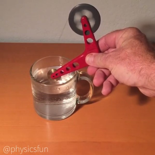 physicsfun- Thermobile Nitinol wire loop heat engine.jpg