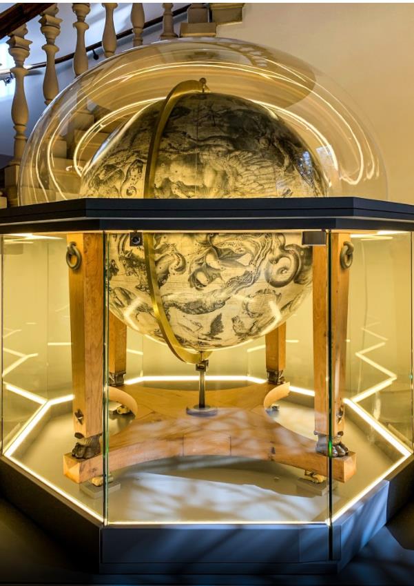 recherche.unistra.fr Le globe de Coronelli reprend ses quartiers à l'observatoire astronomique.jpg