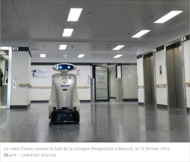 sciencesetavenir.fr franzi-le-robot-nettoyeur-qui-converse-et-chante-en-allemand.jpg