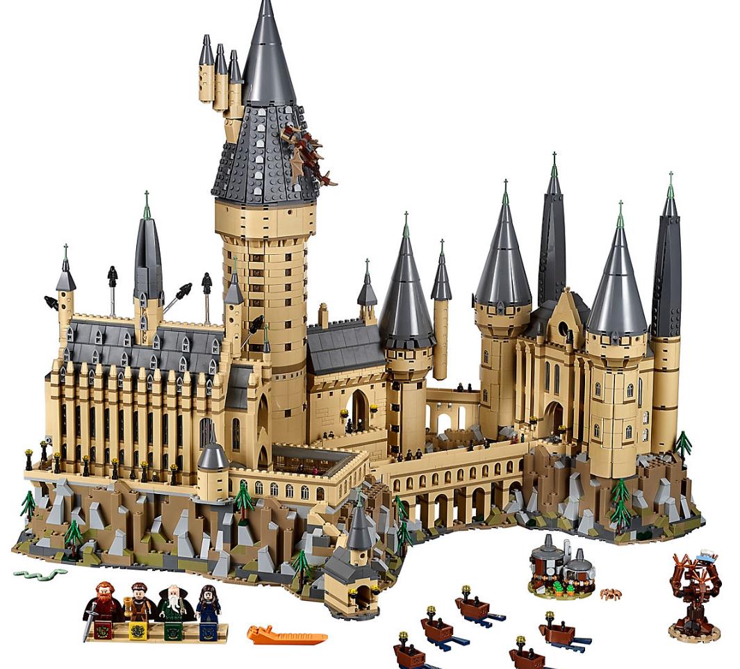 shop.lego.com Le-chateau-de-Poudlard-71043.jpg