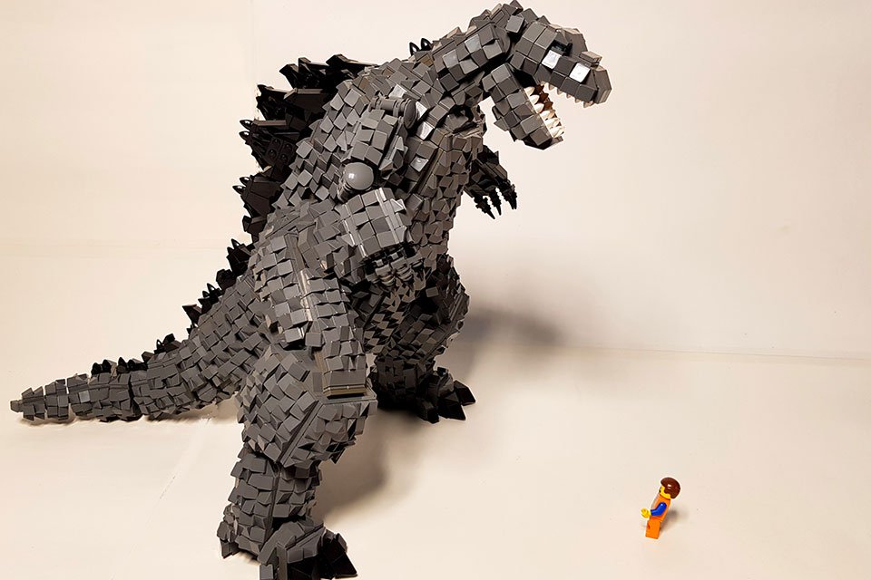 technabob.com awesome-lego-godzilla.jpg