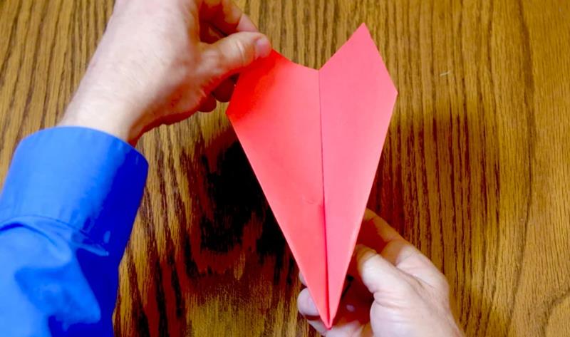 vimeo.com How to Fold a Record-Setting Paper Plane - great big story.jpg