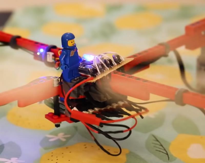 youtube.com Brick Experiment Channel - Making a Drone with Lego Motors and Propellers.jpg