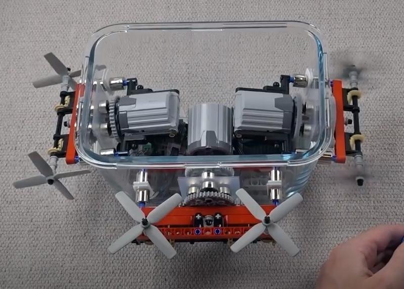 youtube.com Building a Lego-powered Submarine 2.0 - magnetic couplings.jpg