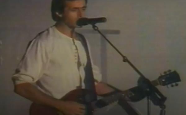 youtube.com Jean-Jacques Goldman - Il changeait la vie (Tournée 88 à Lille 1988).jpg